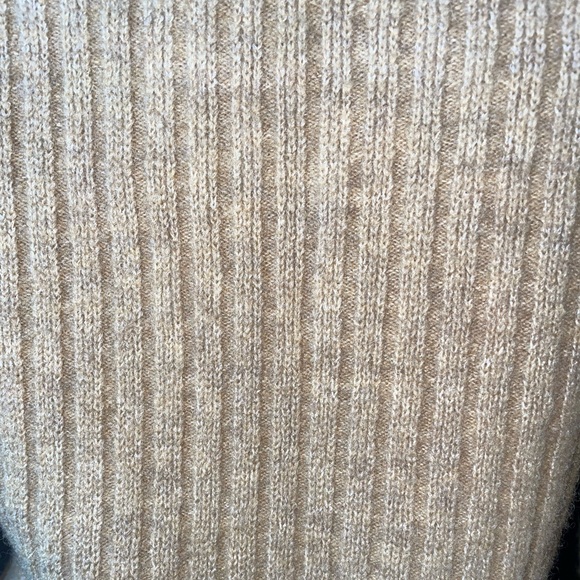 HOST PICK π₯ πGreat USED condition Nanushka M Sweater - Picture 10 of 13